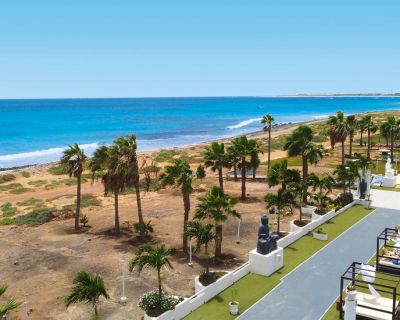 LIVVO Budha Beach
