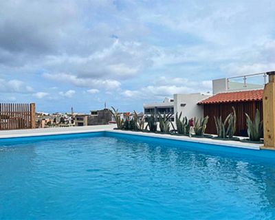 Oasis White Hotel