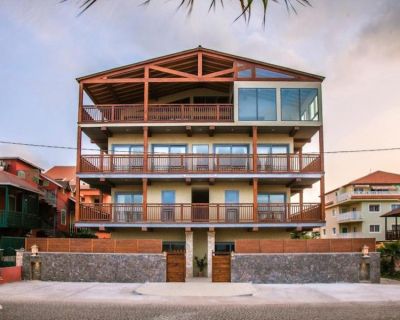 Hotel Angulo House