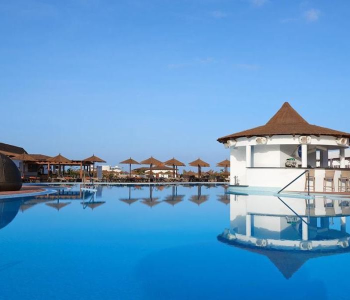 Hotel Melia Llana Beach Resort En Spa